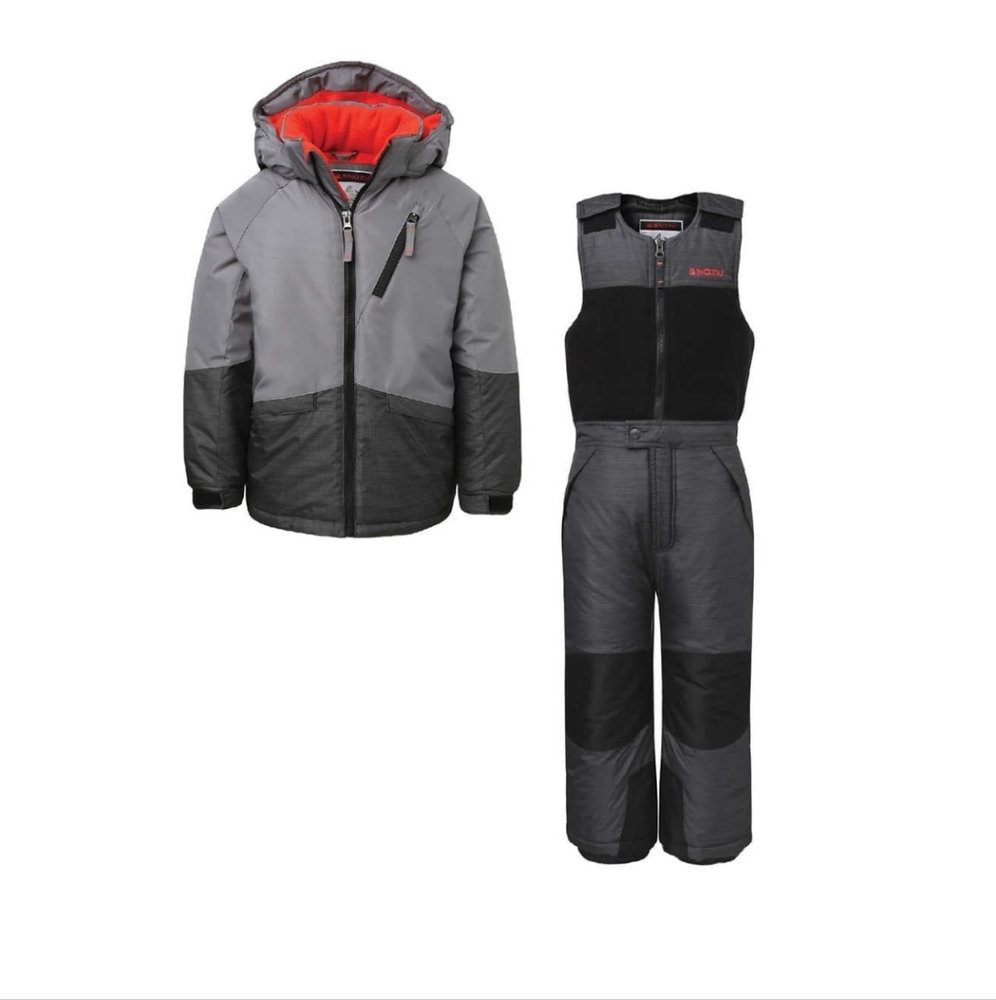 NWT Kids Snozu 2pc Jacket and snowsuit set
